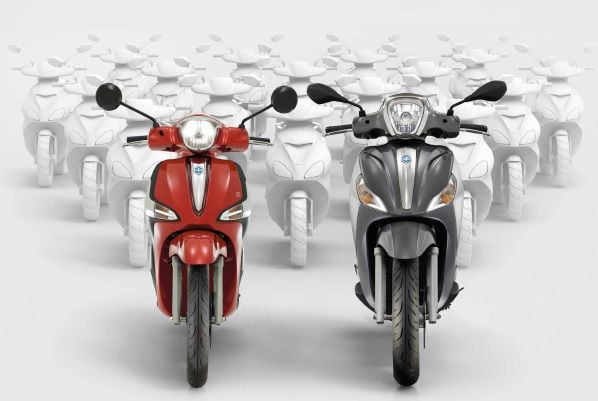 Jornada de puertas abiertas en Piaggio