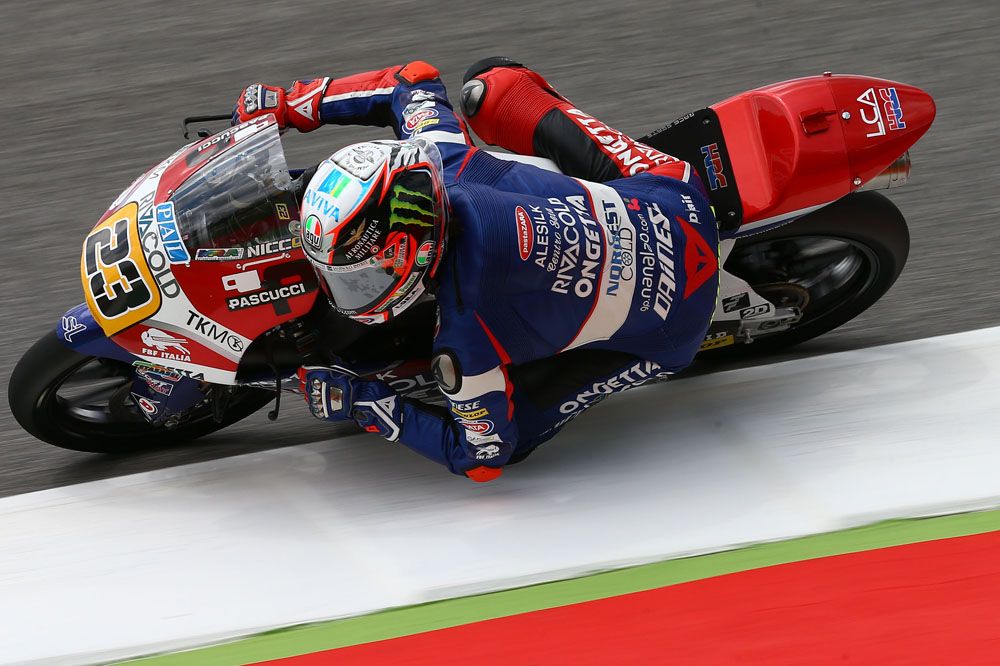 Niccoló Antonelli pasa al ataque en el FP3