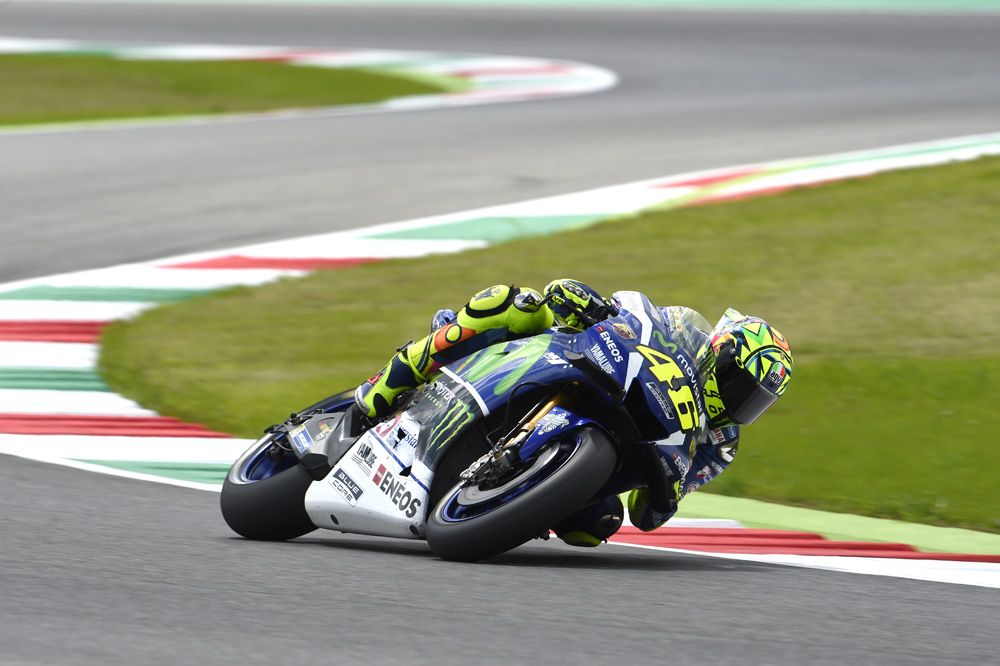 Valentino Rossi, pole en Mugello por delante de Maverick Viñales