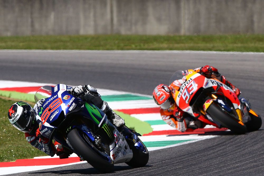 Jorge Lorenzo bate a Marc Márquez en Italia ¡por 19 milésimas!
