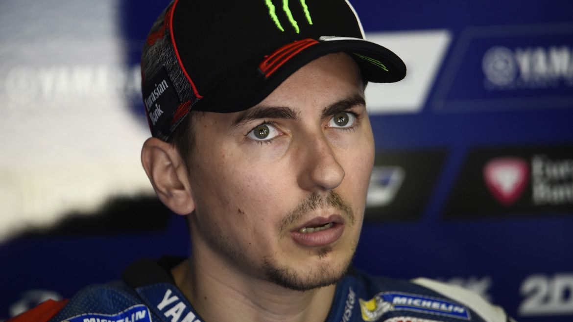Jorge Lorenzo: “Iannone no ha tenido el coraje de pedirme perdón”