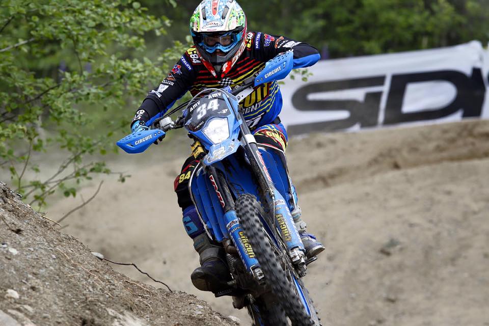 Matthew Phillips y Eero Remes dominan el Mundial de EnduroGP