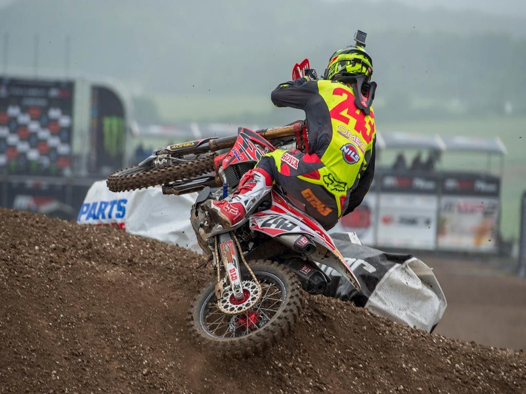 Importante victoria de Tim Gajser en el MXGP de Inglaterra