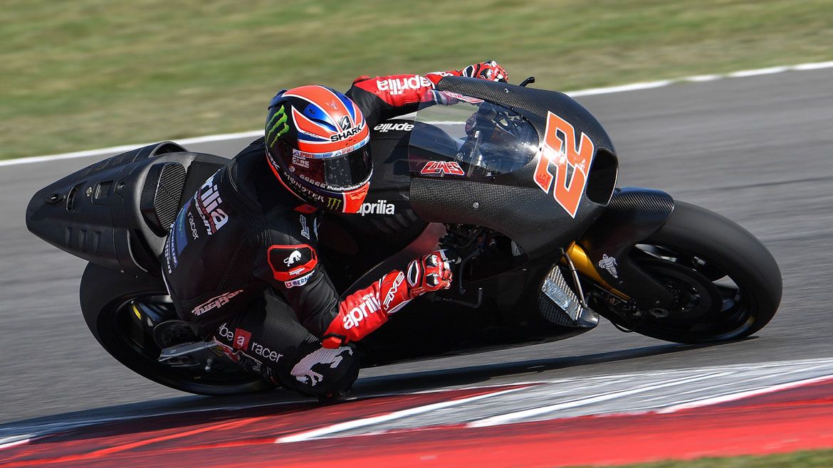 Sam Lowes prueba la Aprilia de MotoGP por primera vez