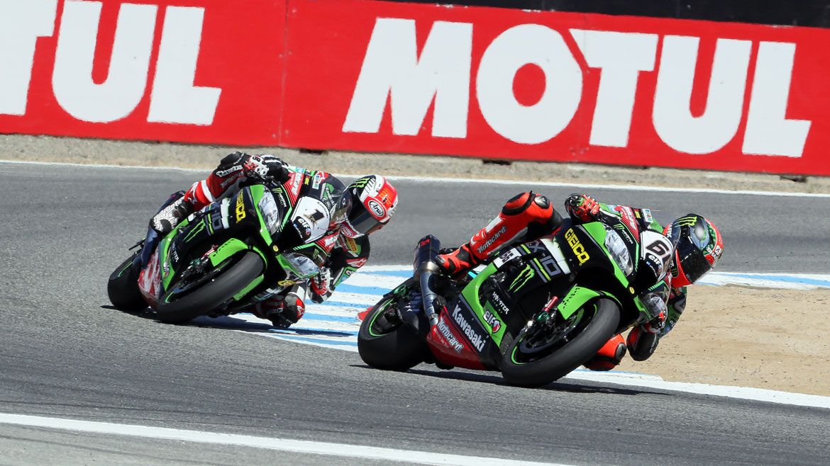 La victoria de Sykes y el abandono de Rea dan emoción al Mundial de SBK