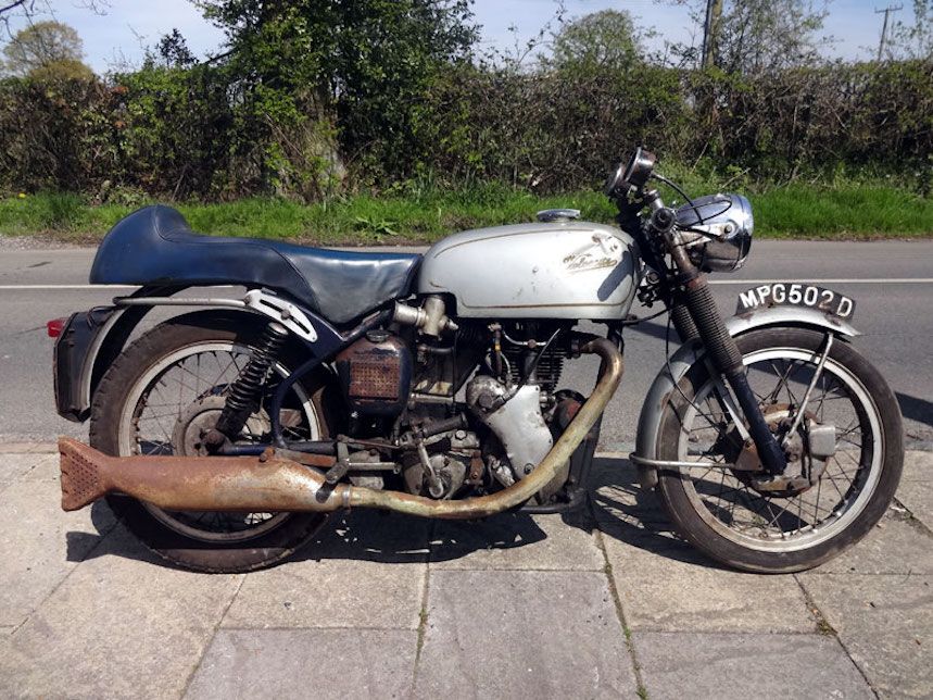 Velocette Thruxton de 1966, subastan un pedazo de historia