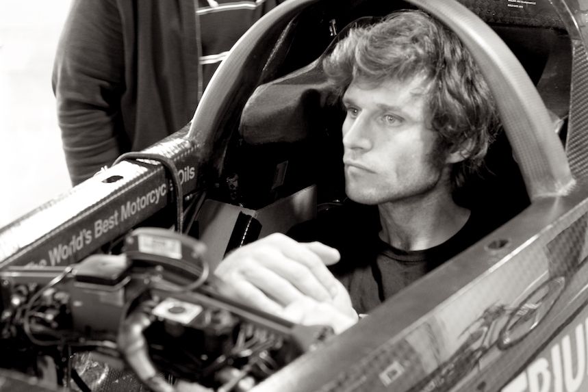 El reto de los 606km/h con Guy Martin y Triumph