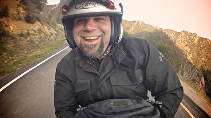 Cómo ir de "paquete" en moto