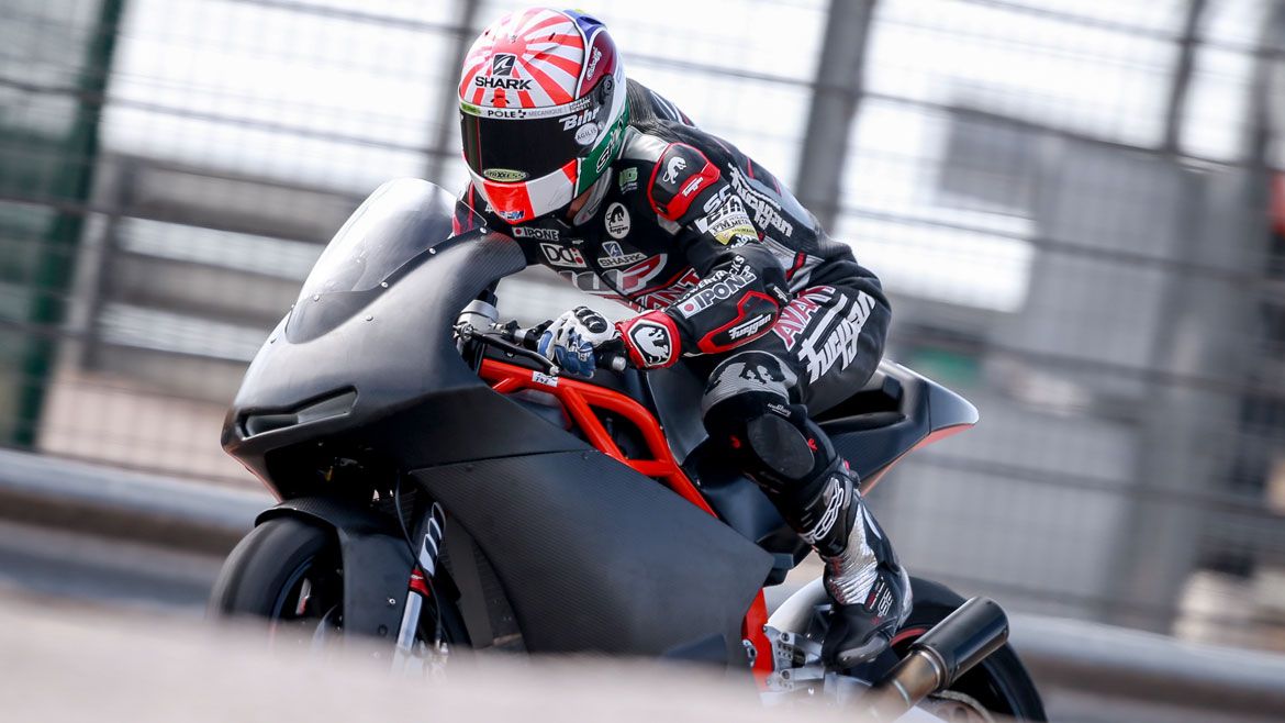 Los pilotos de Moto2 y Moto3 completan una jornada de test en Aragón