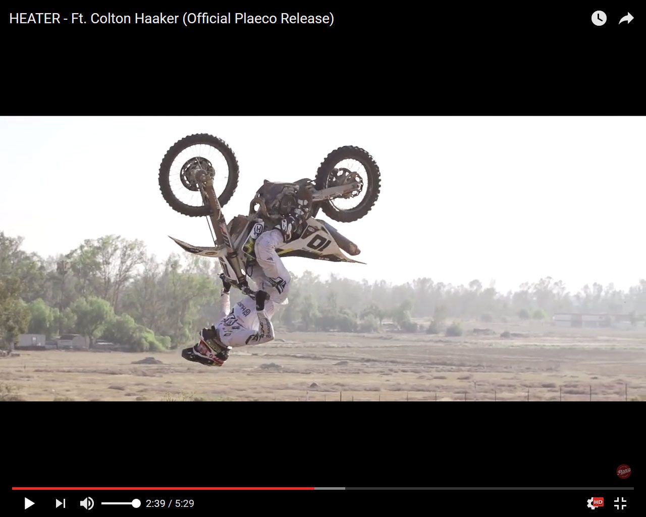 Colton Haaker desbocado en su último vídeo