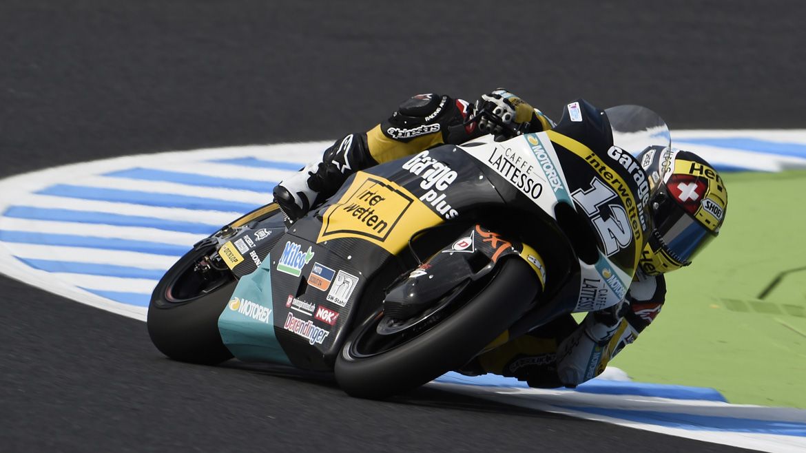 Zarco toma aire con el cero de Rins