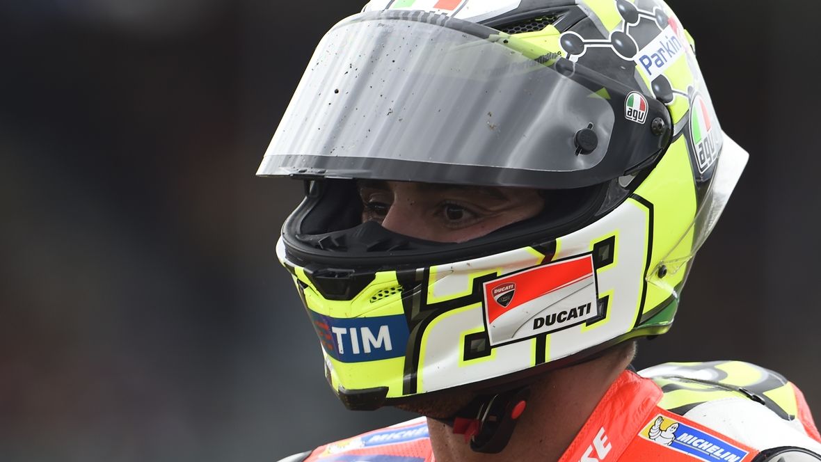 Andrea Iannone: “La decisión de correr en Sepang es mía, no de Ducati”