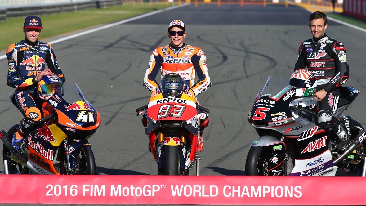 Las fotos de los campeones y todos los premios de MotoGP 2016