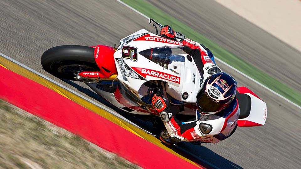 Stefan Bradl y Marco Melandri, estrellas del test de Superbike 2017