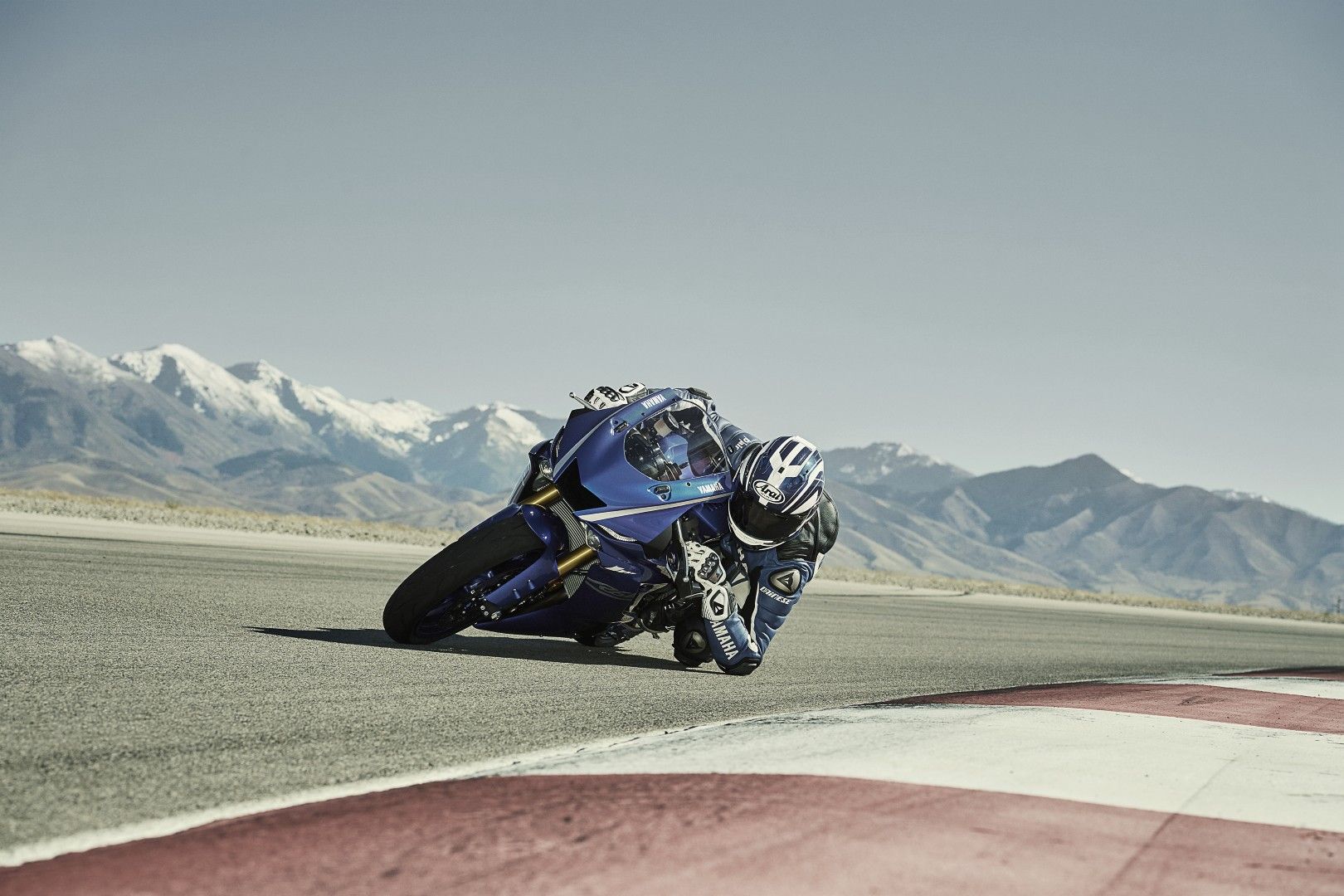 Yamaha YZF-R6 2017, sin ventajas en el Mundial de Supersport