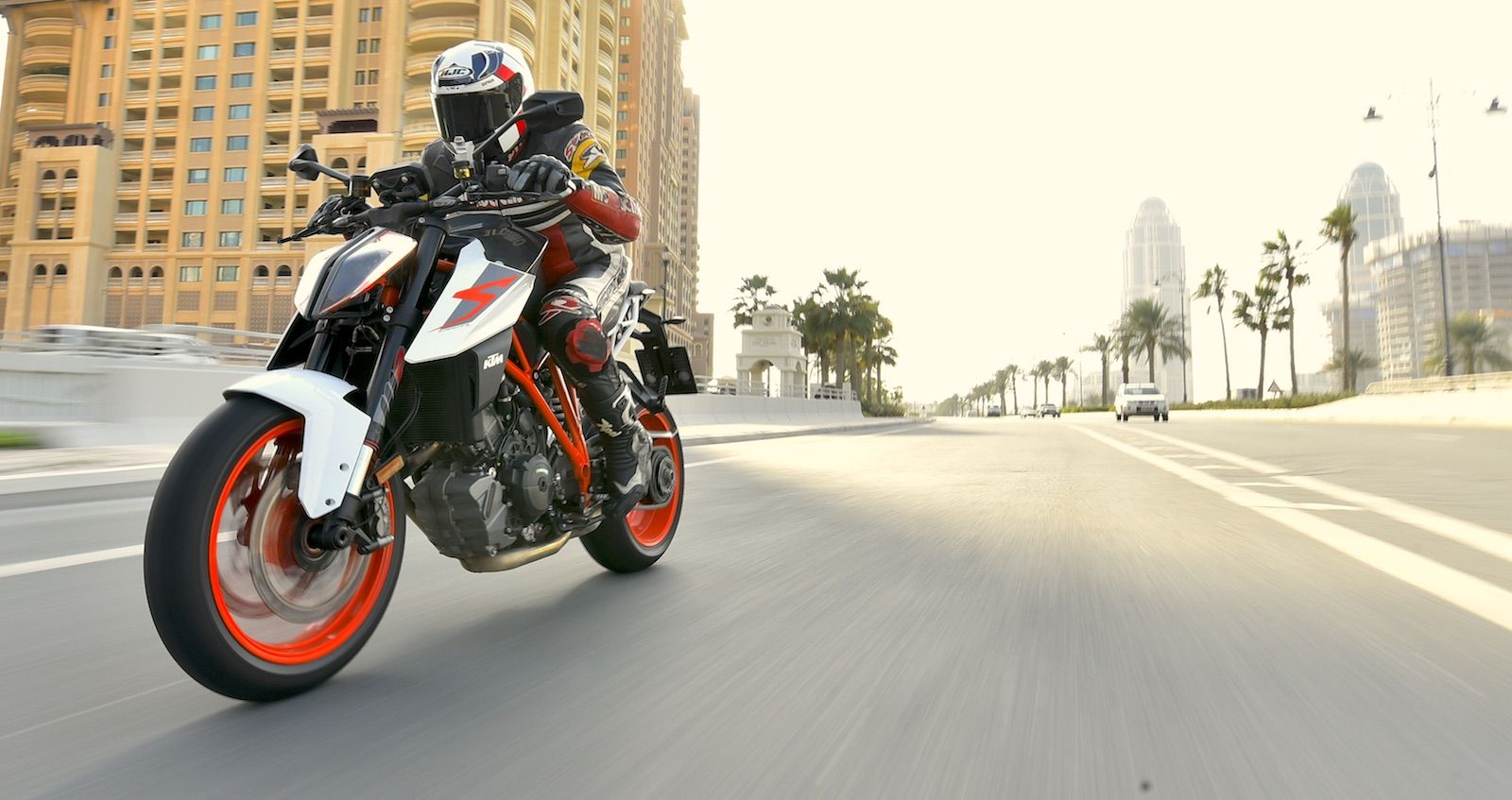 KTM 1290 Super Duke R 2017, primeras impresiones desde Doha