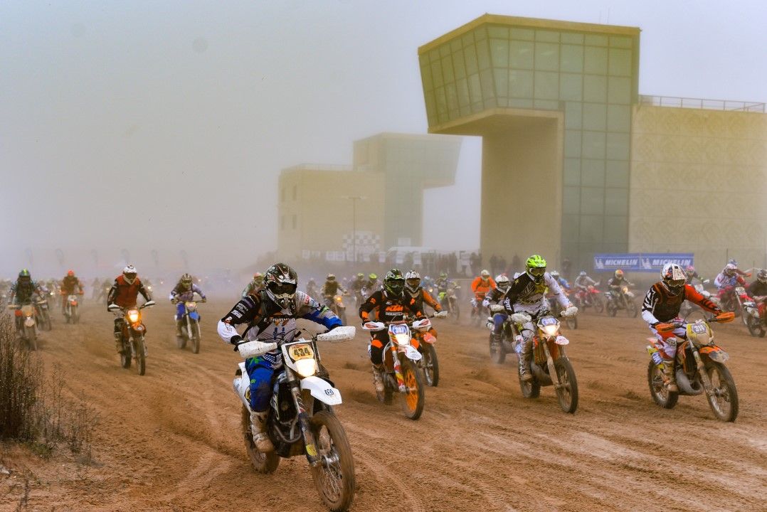 Ramón Quer vence en la Motorland X-Race