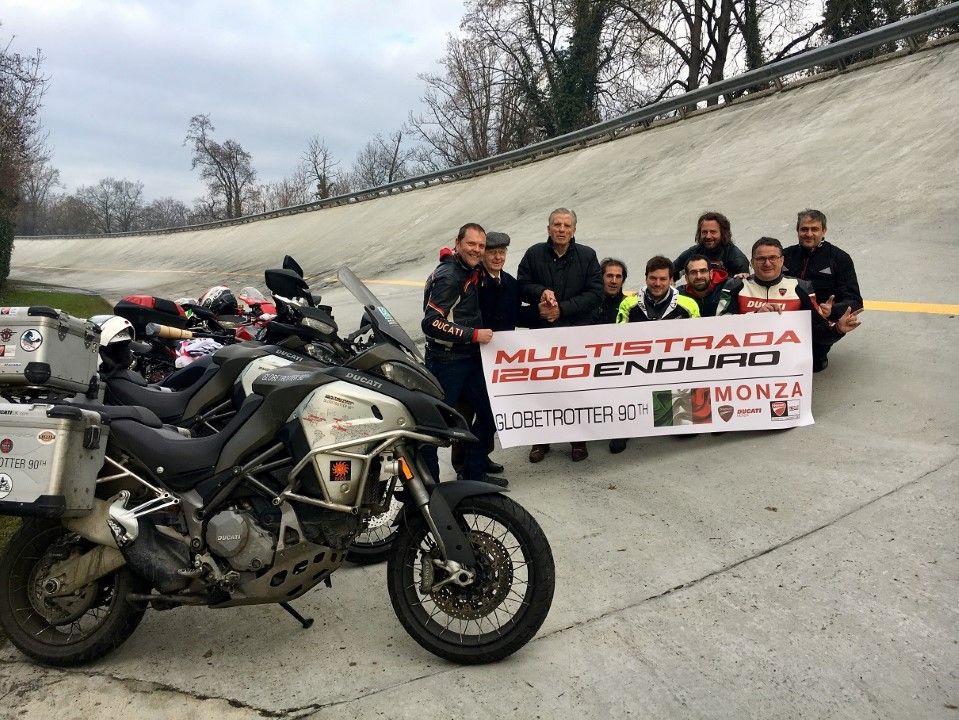 Así ha sido la vuelta al mundo en una Ducati MTS Enduro