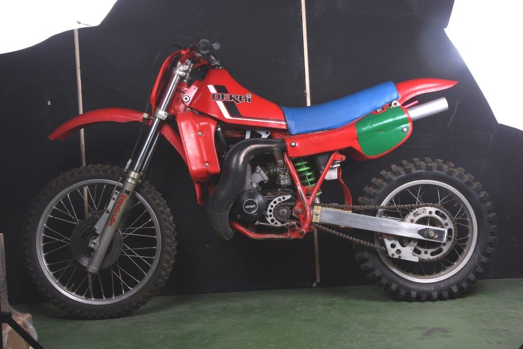 Derbi CR 250 1983, así era la moto del Campeón MX Toni Elías