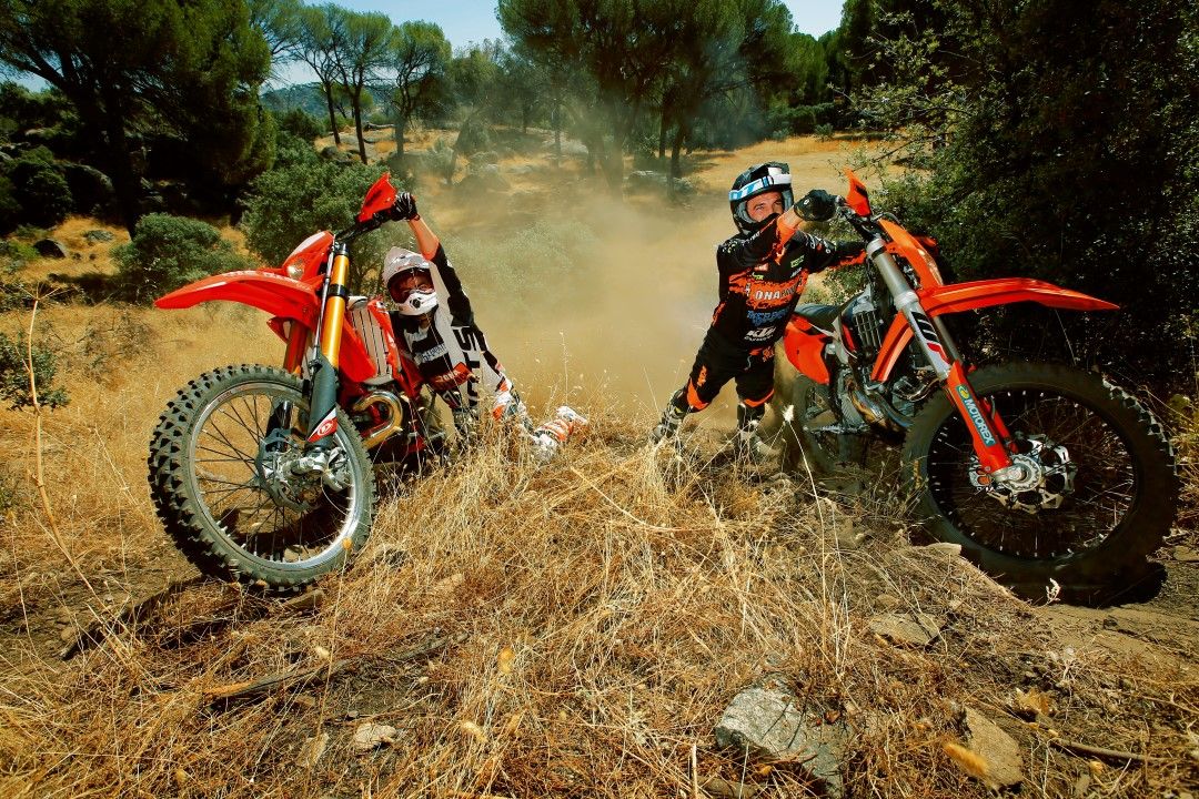 KTM 300 EXC y Beta RR 300, las enduro con más carácter.