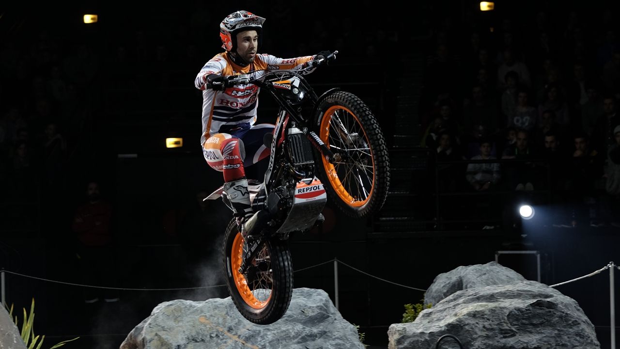 MotoDeportes de Invierno (IV): X-Trial