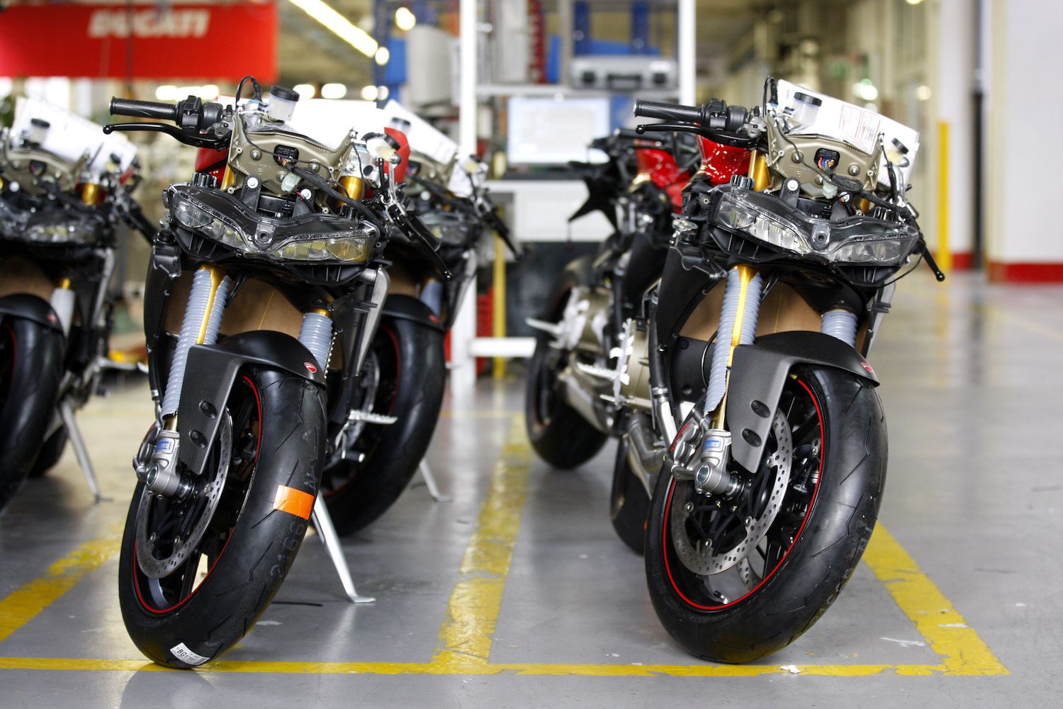¿Dónde crece más el mercado de la moto y qué se vende? Las cifras récord de venta de Ducati son claras