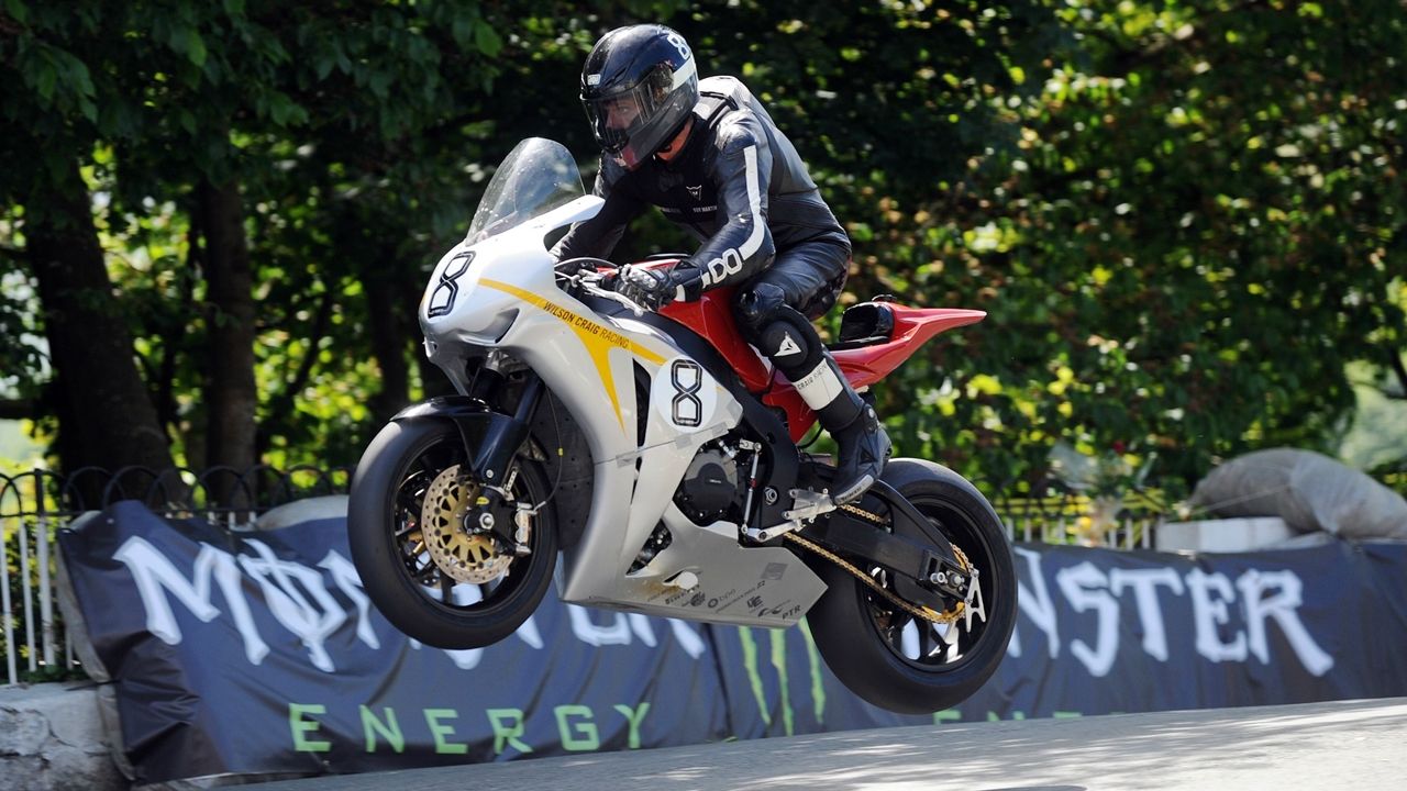 Guy Martin ficha por Honda para correr el TT de la Isla de Man 2017 con John McGuinness