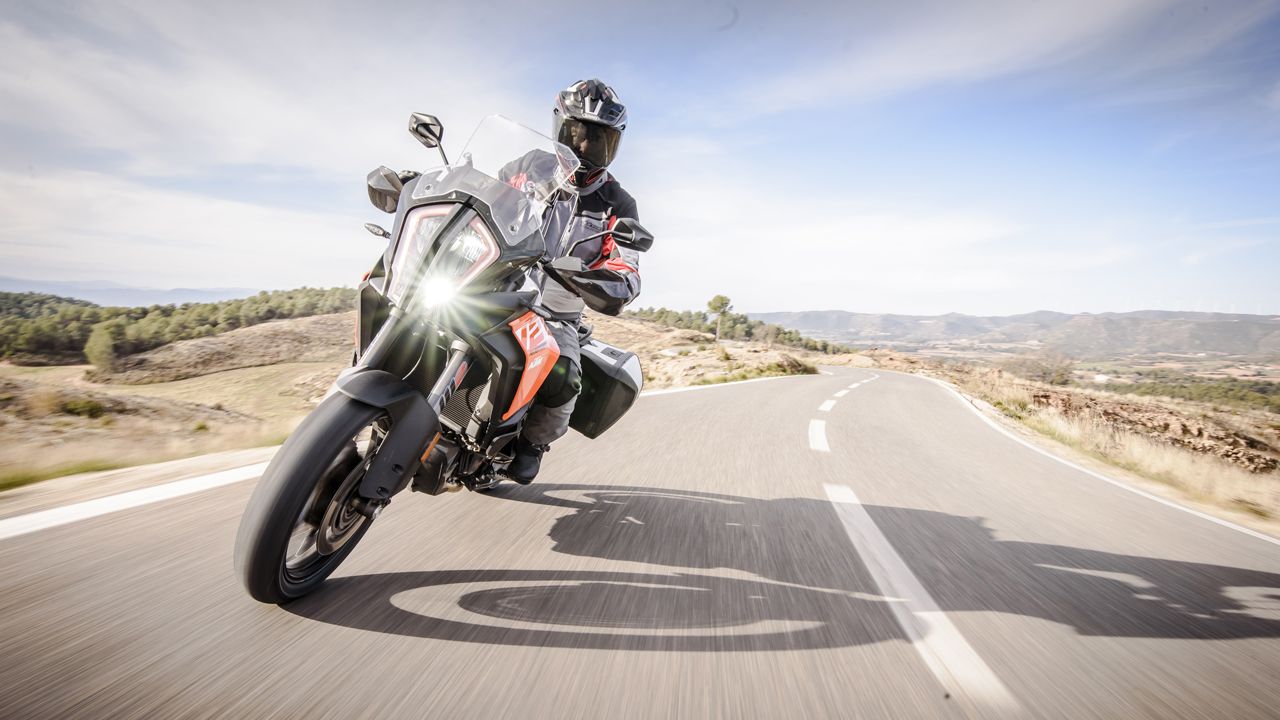 KTM 1290 Super Adventure S 2017, prueba, ficha técnica y primeras impresiones