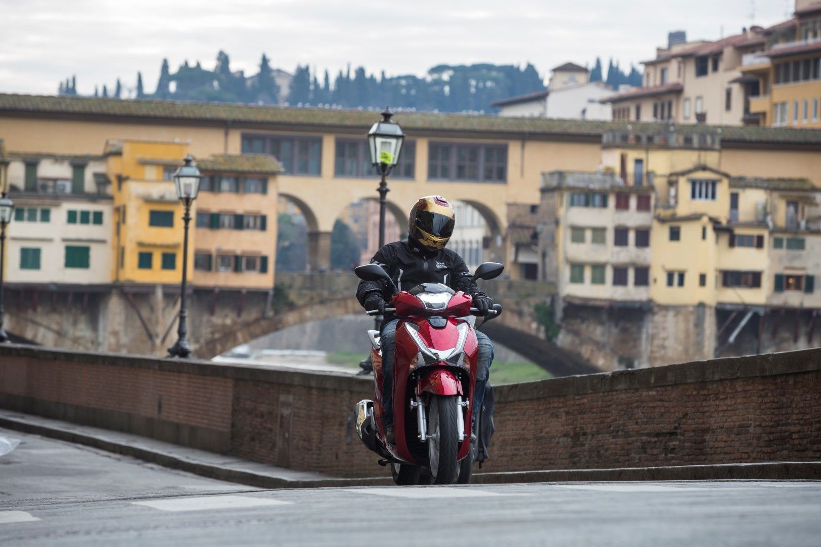 Honda SH125i: prueba, ficha técnica y primeras impresiones