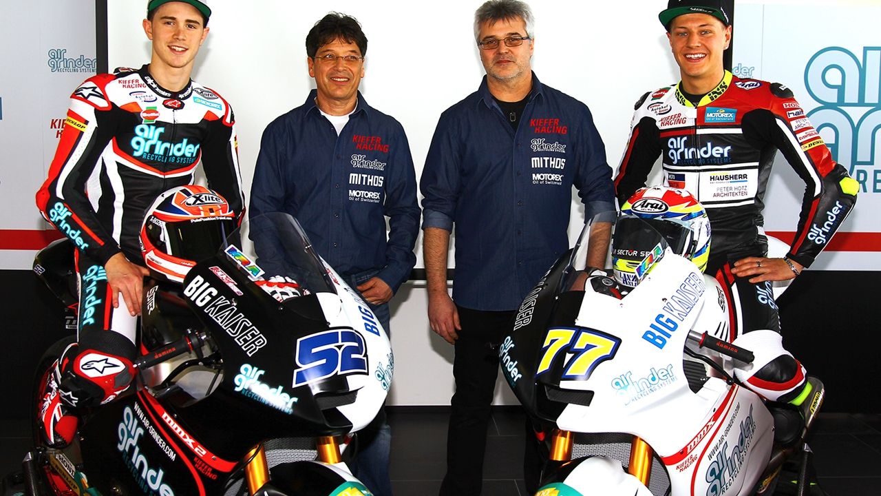 Danny Kent y Dominique Aegerter presentan la Suter Moto2 2017 del Kiefer Racing