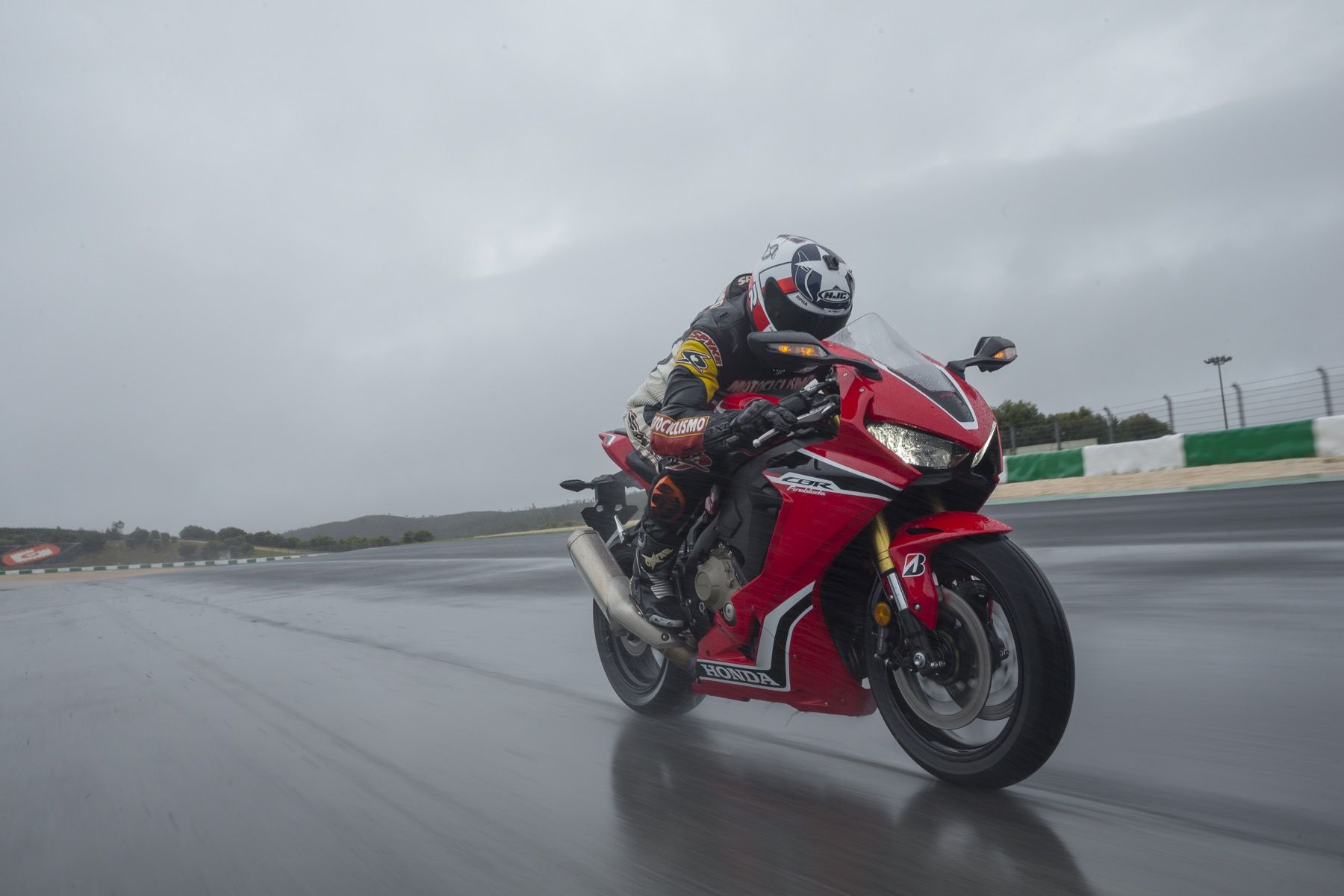 Honda CBR 1000 RR 2017, la prueba ahora en vídeo