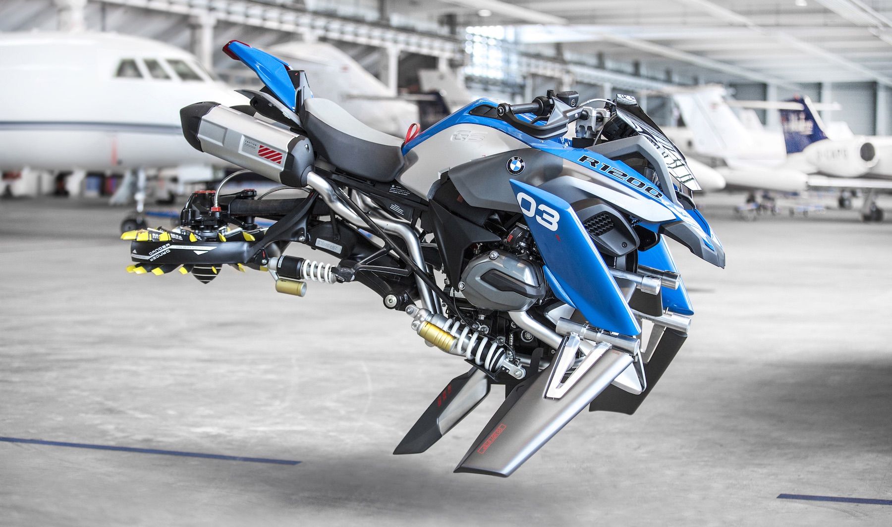 BMW-Lego Hover Ride es lo que ocurre cuando en BMW dejan volar la imaginación
