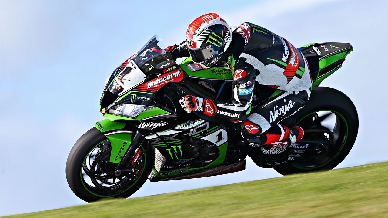 Jonathan Rea manda en Phillip Island por delante de las Ducati