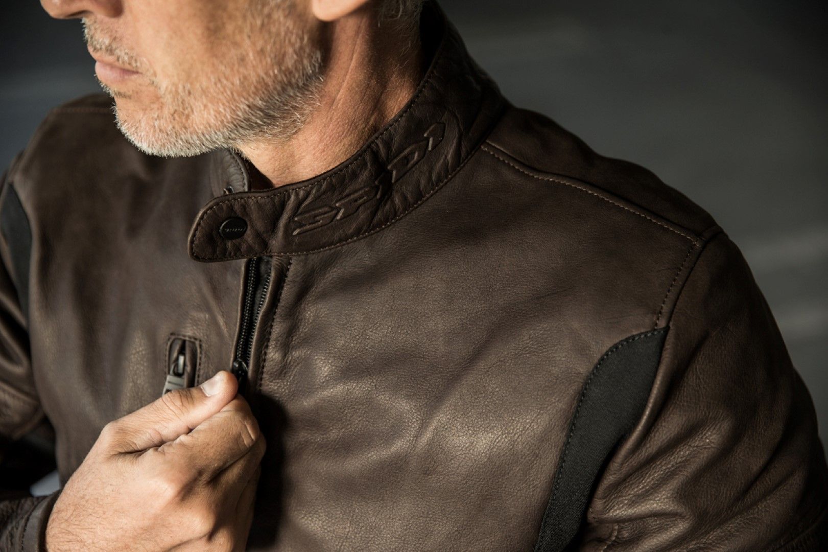 Chaqueta y guantes Spidi Thunderbird, protección y libertad