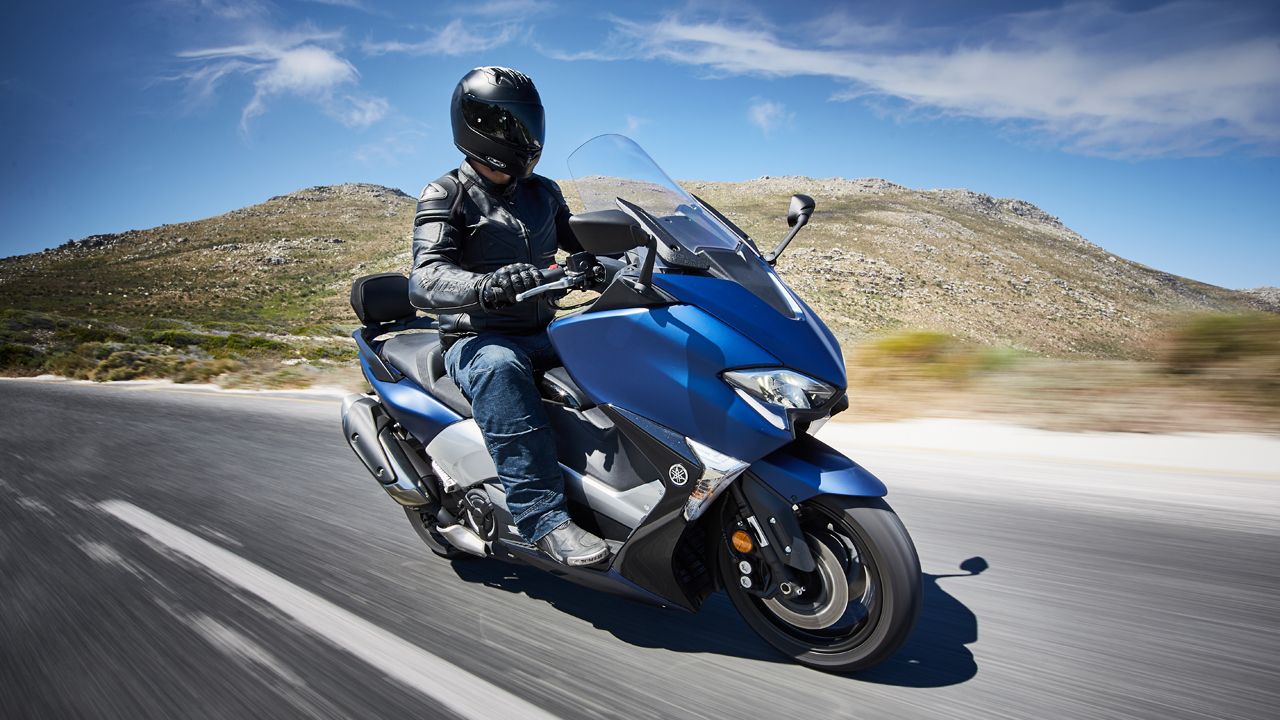 Yamaha TMAX 2017, prueba, ficha técnica y primeras impresiones