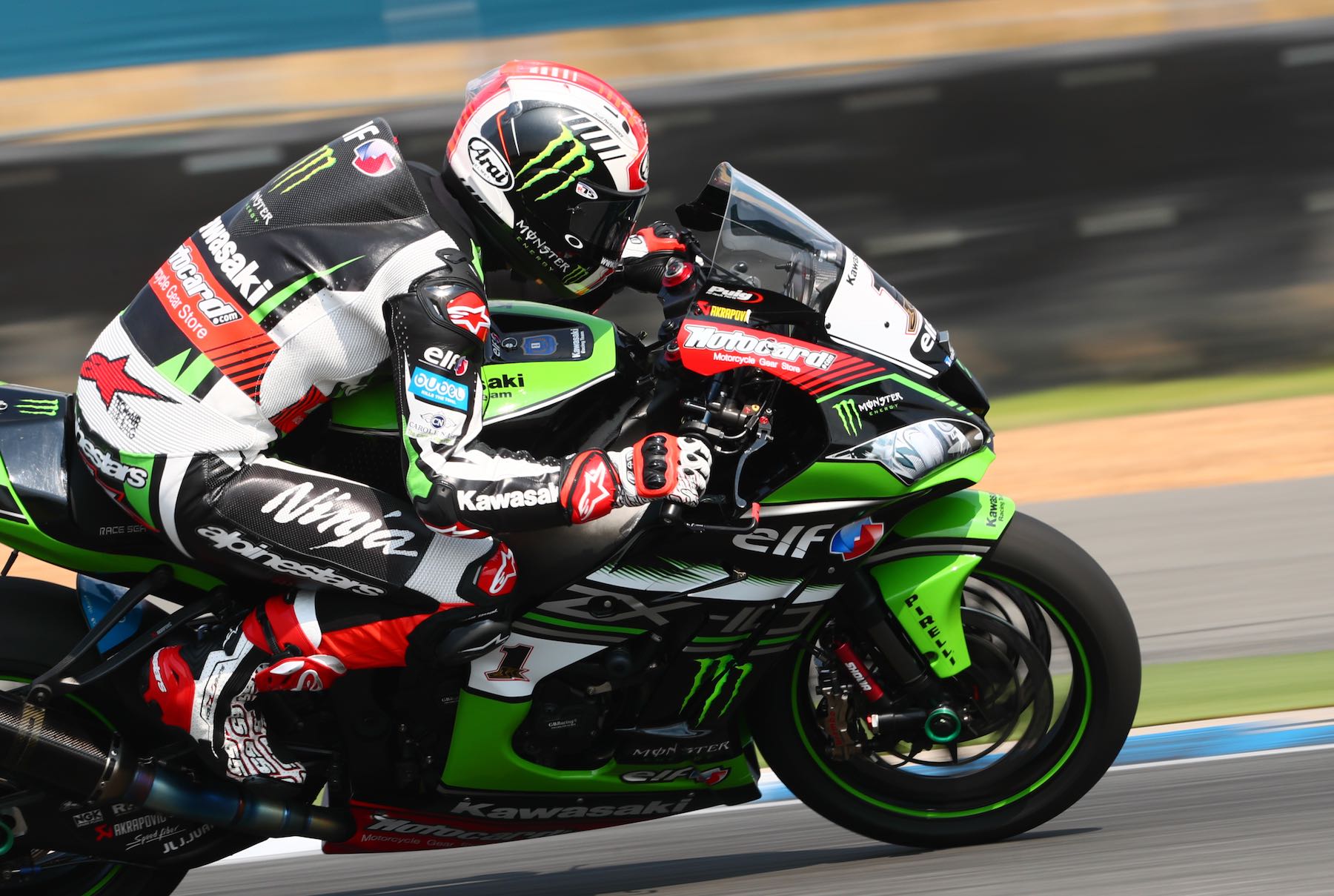 Jonathan Rea, pole y récord de circuito sin gomas de clasificación