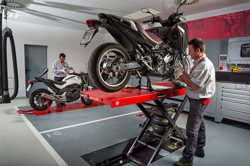 Moremoto incorpora taller propio a sus instalaciones