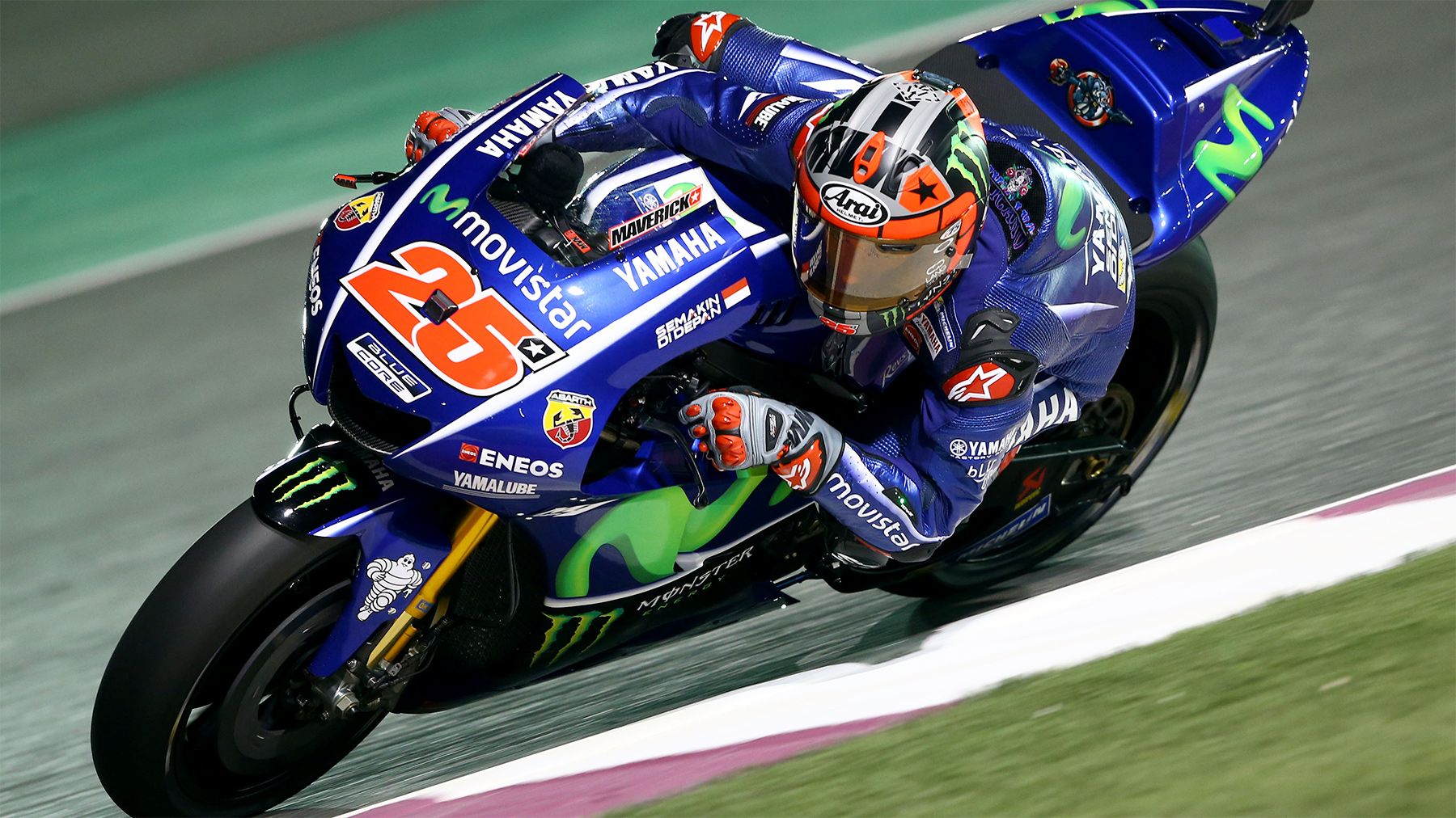 Maverick Viñales no da descanso, lidera los libres de MotoGP y Jorge Lorenzo pasará por Q1
