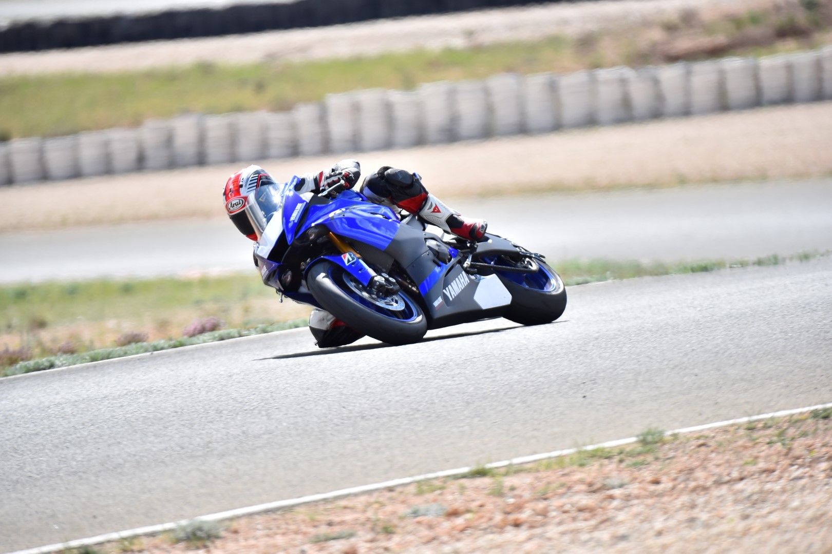 Yamaha YZF-R6 2017, prueba, ficha técnica y primeras impresiones