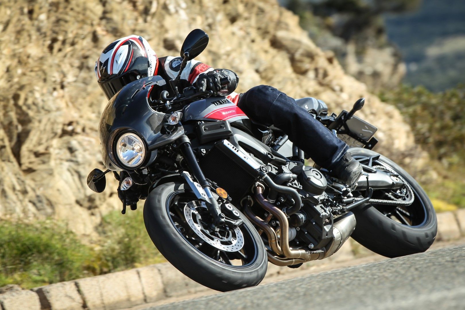 Yamaha XSR900 Abarth: prueba, ficha técnica y primeras impresiones