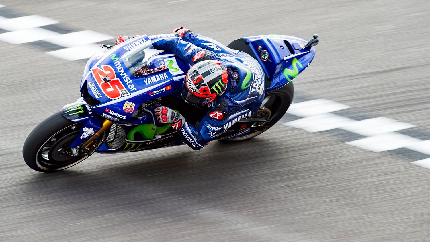 Maverick Viñales triunfa en la escabechina argentina de MotoGP