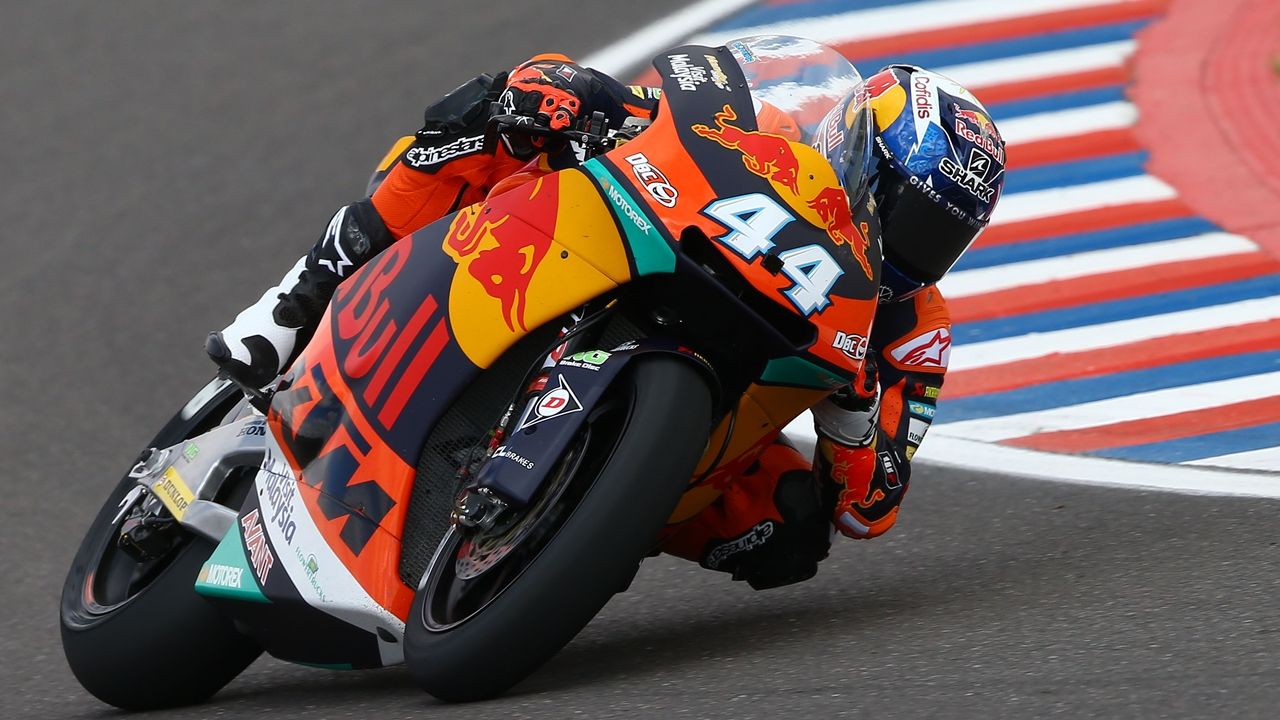 Miguel Oliveira consigue la primera pole de la historia de KTM en Moto2