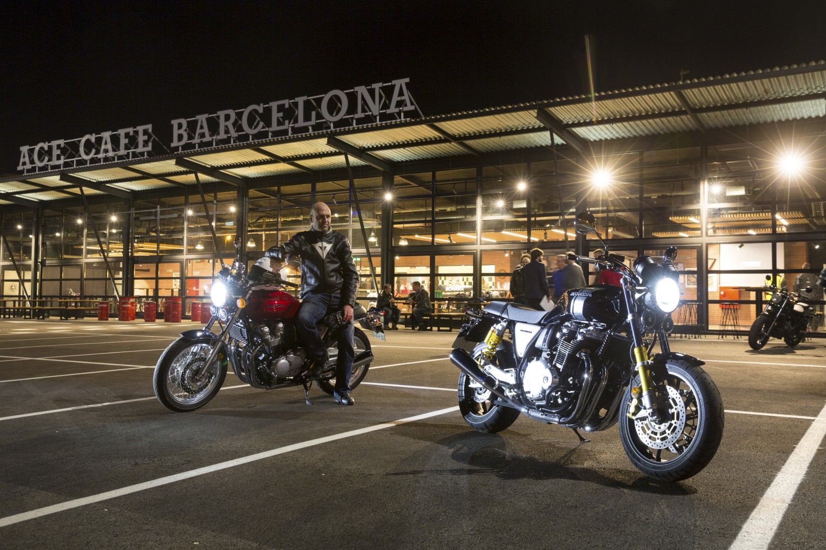 Honda CB1100RS & CB1100EX, prueba, ficha técnica y primeras impresiones