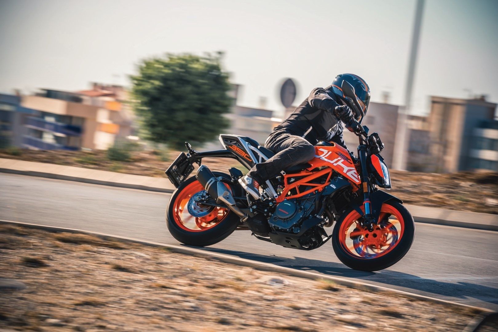 Sí, algunas motos se fabrican en India y China y no es ninguna catástrofe