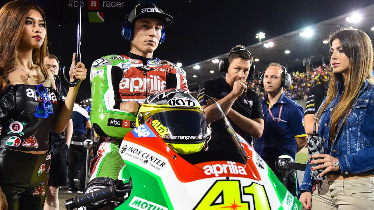 Entrevista a Aleix Espargaró: "Tenemos que ganar potencia a la Aprilia y bajarle peso"