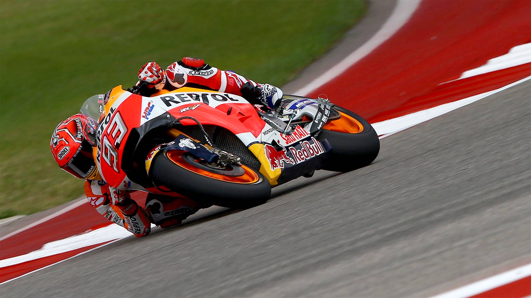 Marc Márquez se impone en los libres de MotoGP pero Yamaha presiona