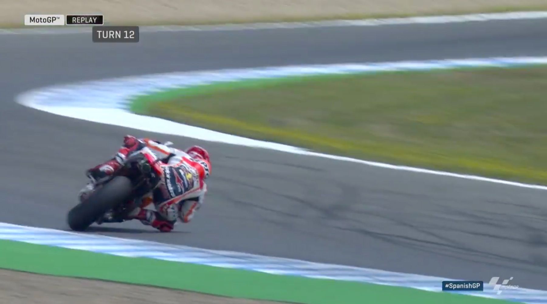 Marc Márquez protagoniza uno de los momentos del día en su vuelta rápida