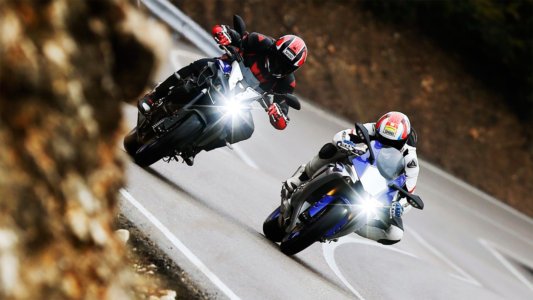 Comparativa Yamaha YZF-R1 vs Yamaha MT-10 2017, cara a cara
