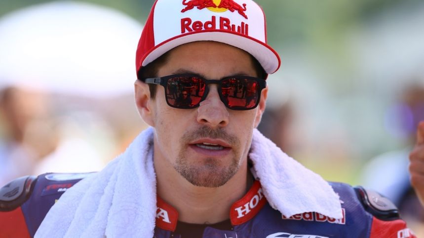 La condición de Nicky Hayden es "extremadamente crítica"