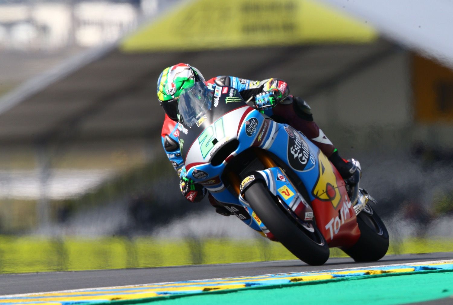 Franco Morbidelli triunfa en Le Mans superando a Pecco Bagnaia y Thomas Luthi